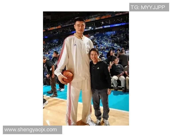 姚明在淀山湖的篮球梦想与自然风光的完美融合之旅 姚明在淀山湖的篮球梦想与自然风光的完美融合之旅