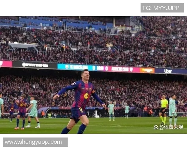 皇马主场战胜巴萨登顶西甲榜首,梅西遭遇进球荒